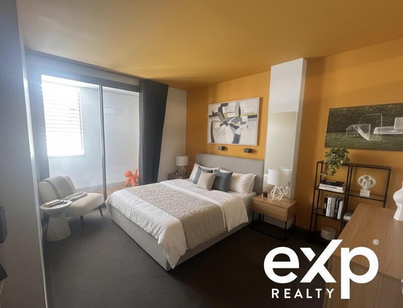 Loft - 273 m² - 9 pièces