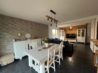 Maison - 120 m² - 6 pièces