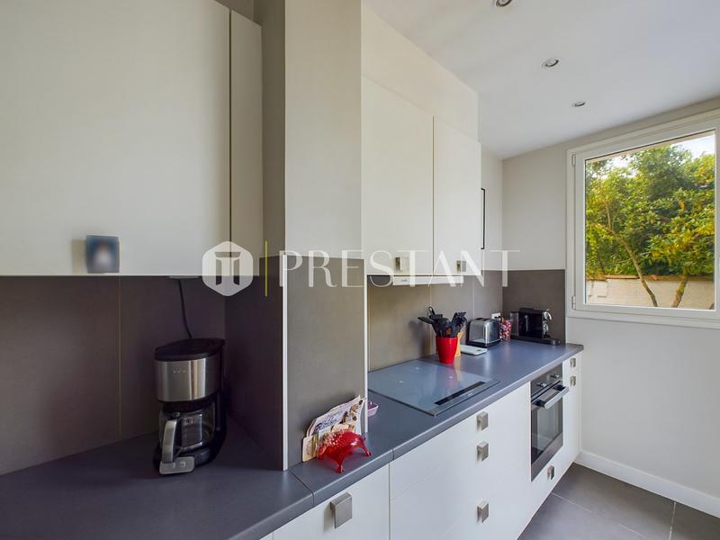 Maison - 190 m² - 7 pièces