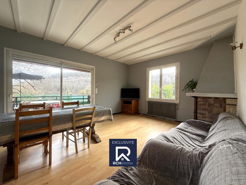 Maison traditionnelle - 124 m² - 7 pièces