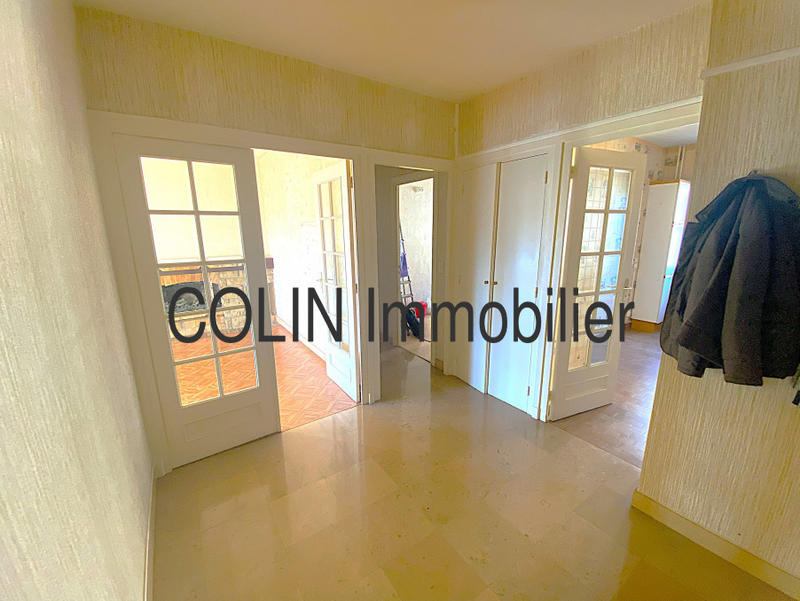 Appartement - 90 m² - 4 pièces