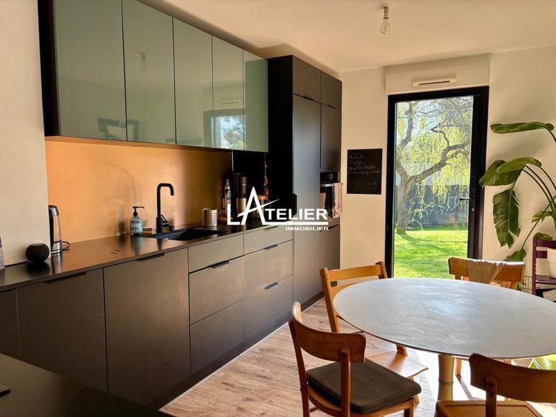 Maison - 146 m² - 5 pièces