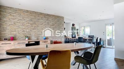 Maison - 120 m² - 5 pièces
