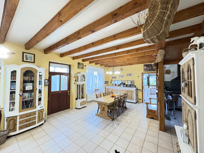 Maison de village - 109 m² - 8 pièces