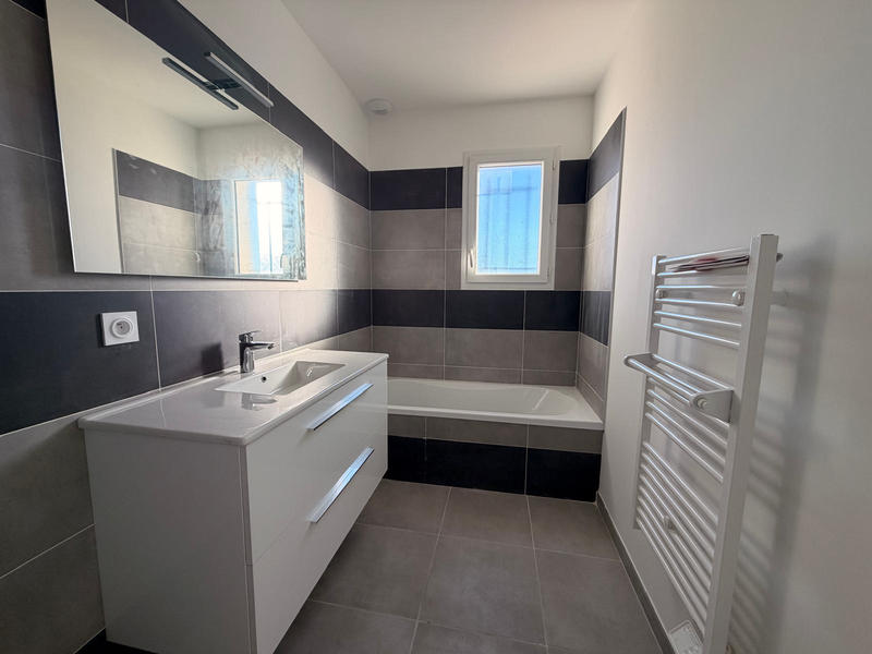 Maison - 83 m² - 4 pièces