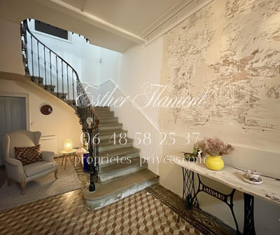 Appartement - 95 m² - 3 pièces