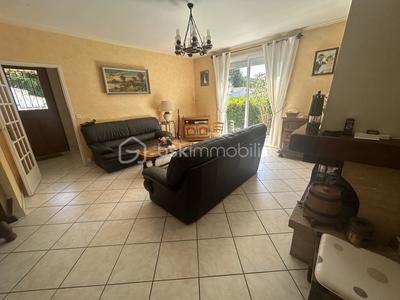 Maison - 83 m² - 4 pièces