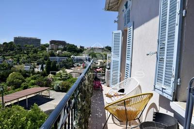 Villa - 209 m² - 10 pièces