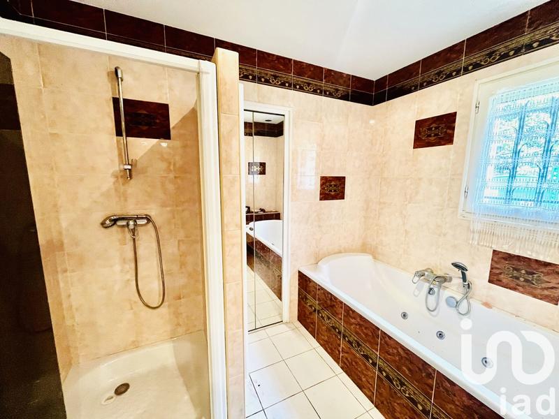 Maison - 120 m² - 4 pièces