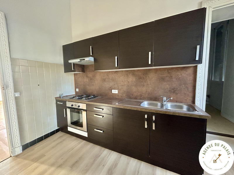 Appartement - 160 m² - 5 pièces