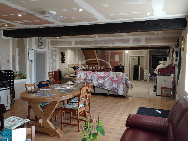 Maison - 190 m² - 8 pièces