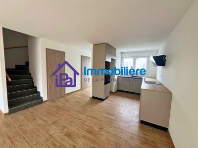 Maison - 99 m² - 4 pièces