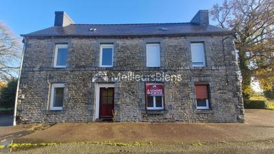 Maison - 98 m² - 6 pièces