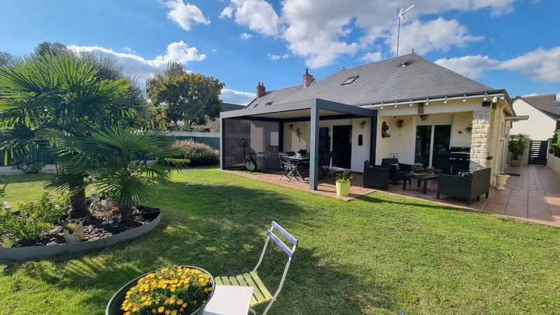 Maison - 90 m² - 5 pièces