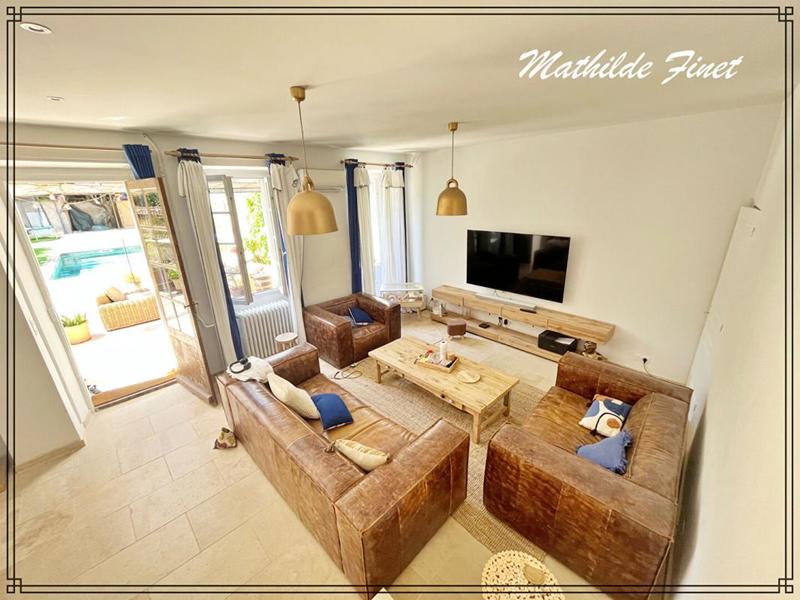 Maison - 185 m² - 7 pièces