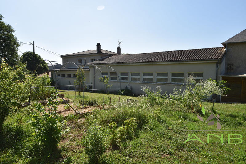 Maison - 204 m² - 6 pièces