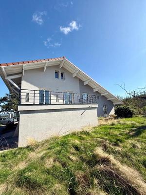 Appartement - 77 m² - 4 pièces