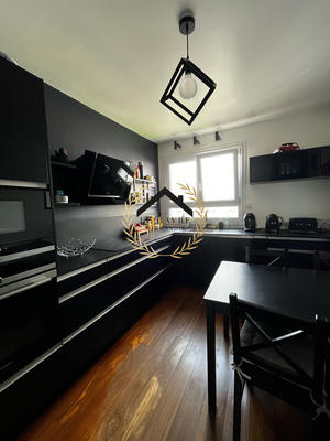 Appartement - 101 m² - 5 pièces