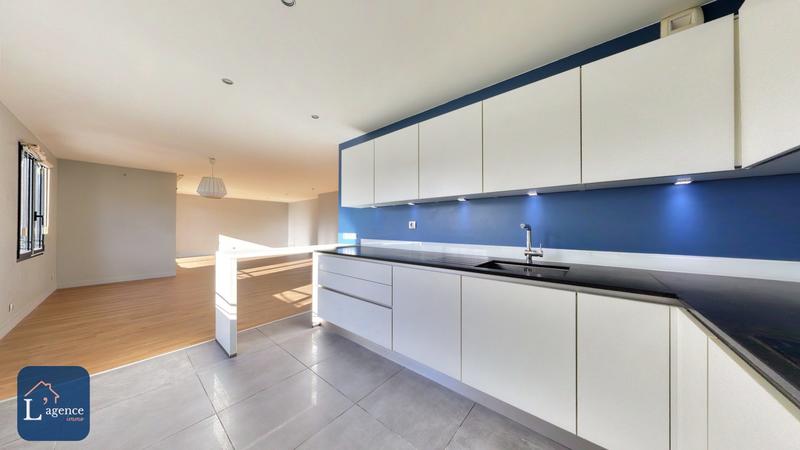 Appartement - 133 m² - 4 pièces