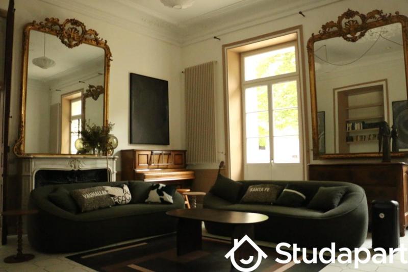 Chambre - 28 m² - 1 pièce