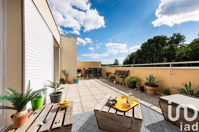 Duplex - 94 m² - 5 pièces