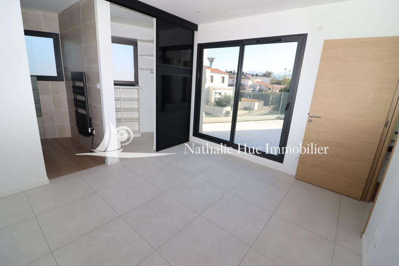 Maison contemporaine - 111 m² - 5 pièces