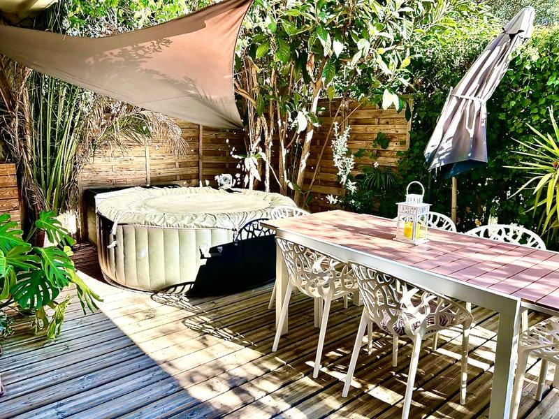 Appartement - 90 m² - 4 pièces