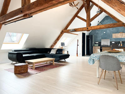 Appartement - 125 m² - 6 pièces