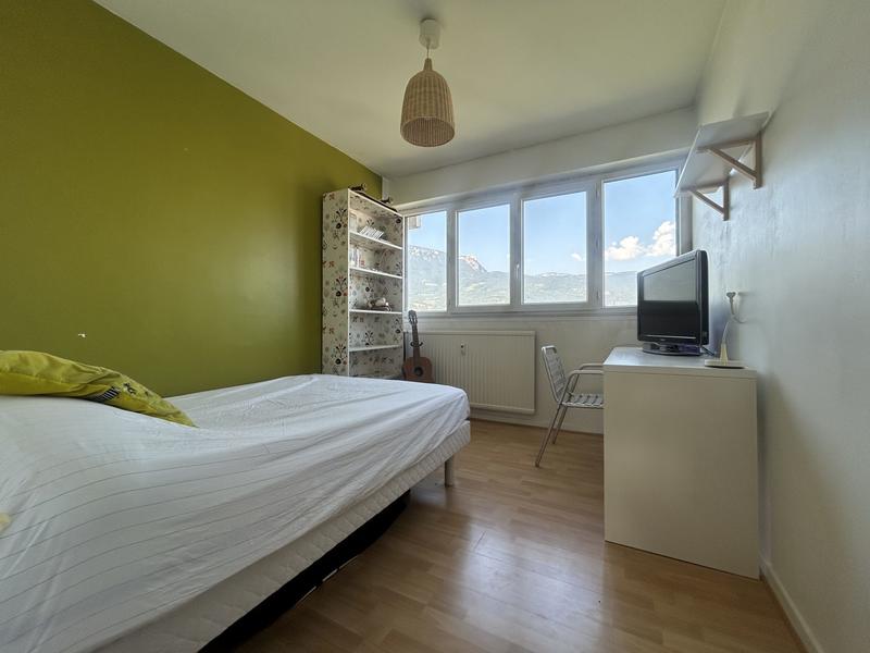 Appartement - 120 m² - 6 pièces