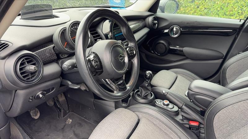 Mini Countryman 2.0 Cooper s 192 Red Hot Chili - Toit ouvrant