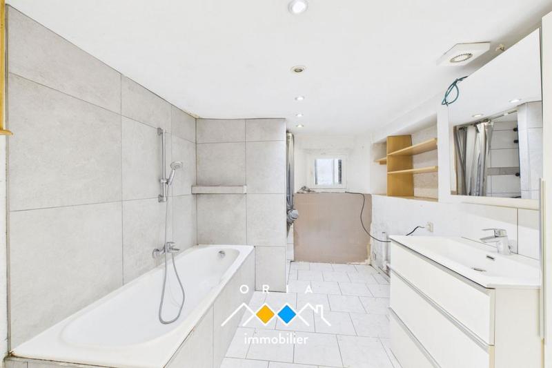 Maison de village - 140 m² - 6 pièces