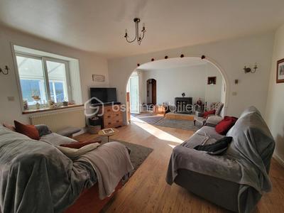 Maison traditionnelle - 127 m² - 5 pièces