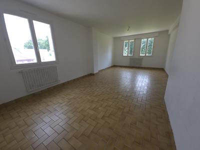 Maison - 104 m² - 5 pièces