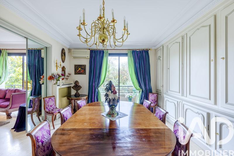 Duplex - 252 m² - 8 pièces