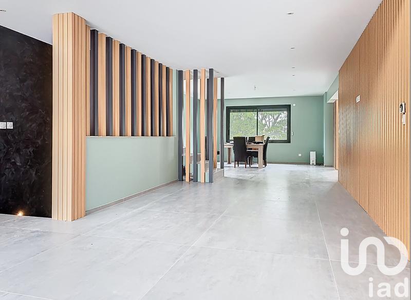 Maison de maîtres - 247 m² - 10 pièces