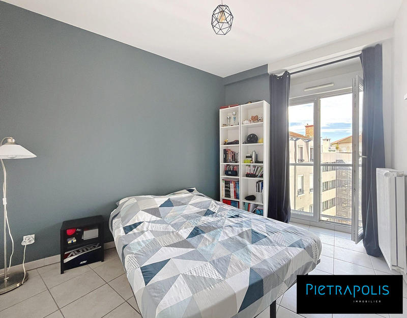 Appartement - 104 m² - 5 pièces