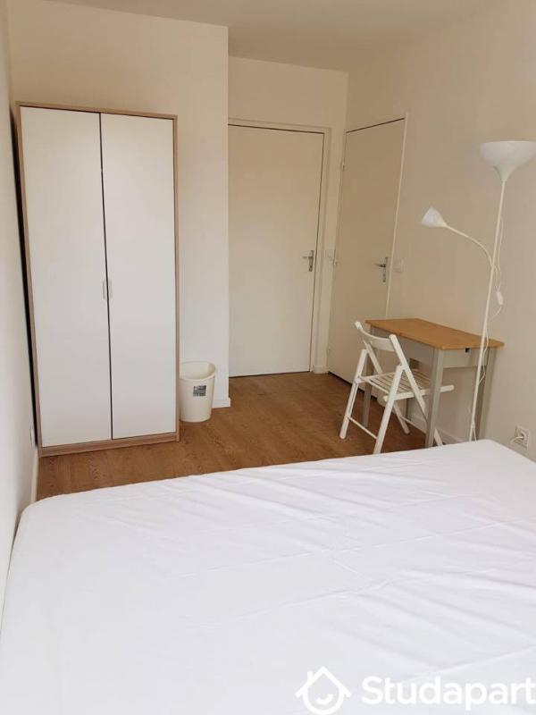 Appartement - 93 m² - 5 pièces
