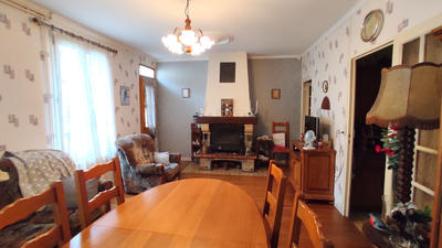 Maison - 84 m² - 4 pièces