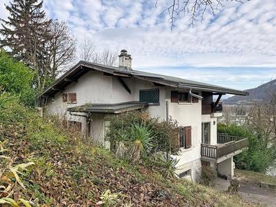 Maison - 155 m² - 6 pièces