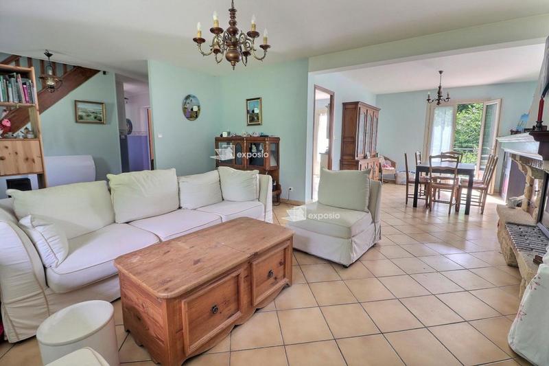 Maison - 171 m² - 9 pièces