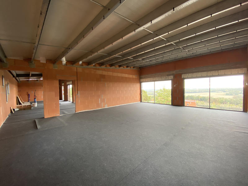 Maison - 360 m² - 5 pièces