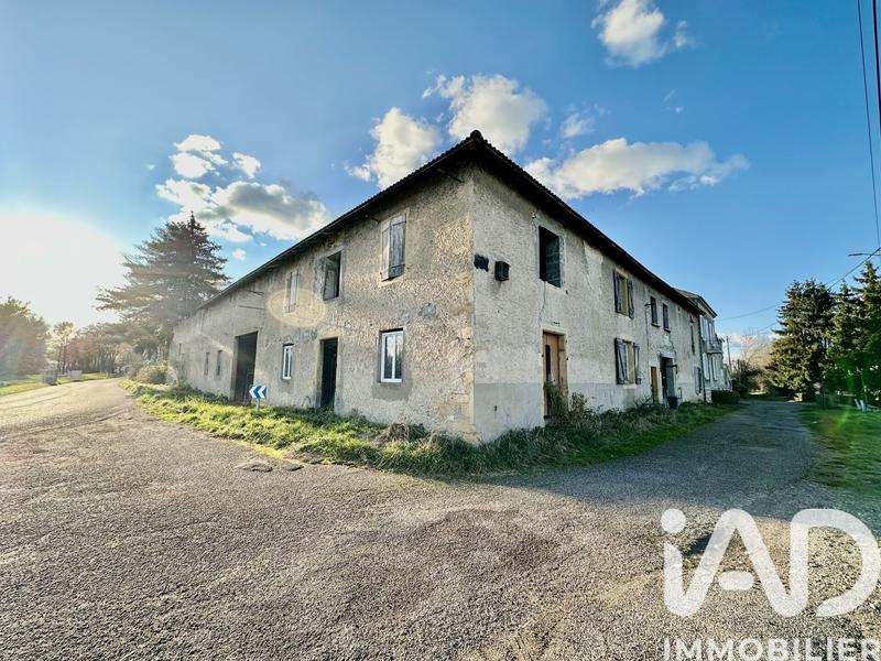 Maison - 650 m² - 14 pièces