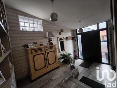 Maison - 215 m² - 8 pièces