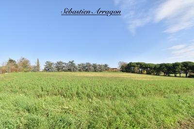 Terrain constructible - 8 999 m²