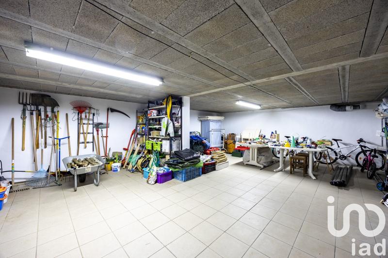 Maison de maîtres - 241 m² - 6 pièces