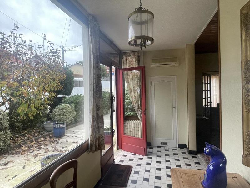 Appartement - 80 m² - 3 pièces