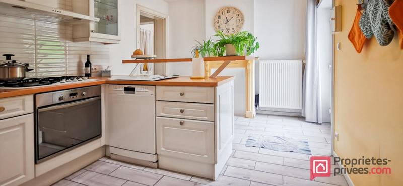 Maison - 166 m² - 6 pièces