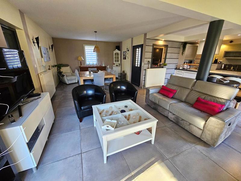 Maison - 140 m² - 4 pièces