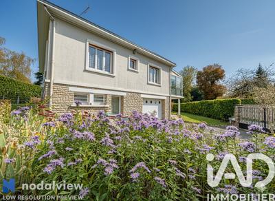 Maison - 101 m² - 5 pièces