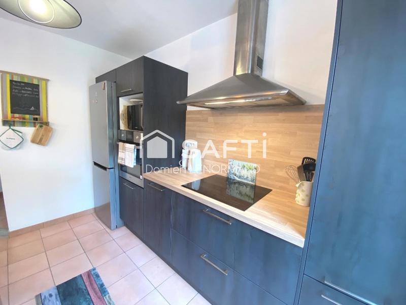 Maison - 105 m² - 5 pièces